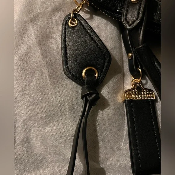 MFK Mia K collection Fiorella Weekender Bag - Picture 8 of 15